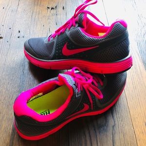 Nike Fitsole Running Shoes - size 10.5